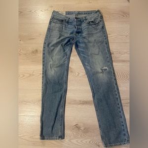 HOLLISTER Button-fly 33x32 distressed jeans. EUC